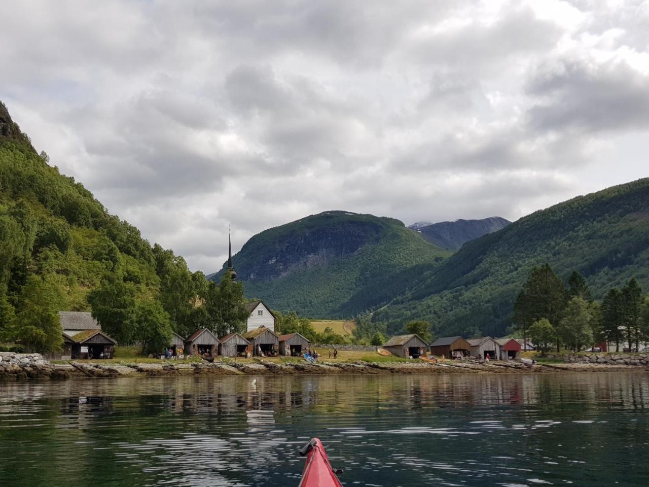 Dalhus - House In The Valley Norddal Bagian luar foto